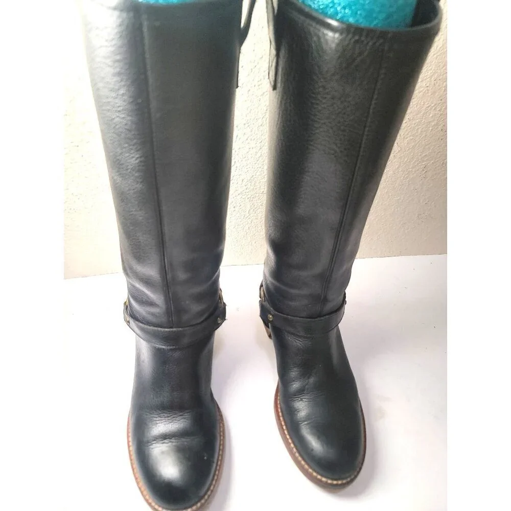 Banana Republic these frye